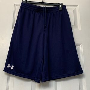 Men’s Under Armour M athletic shorts